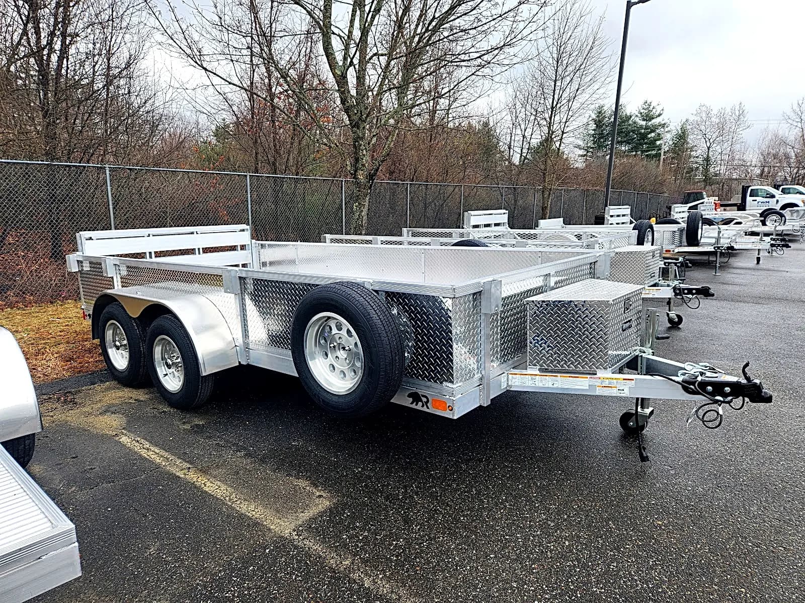 Real Rugged build: 6.5' x 14' Tandem — Tread plate sides, Bi-fold ramp