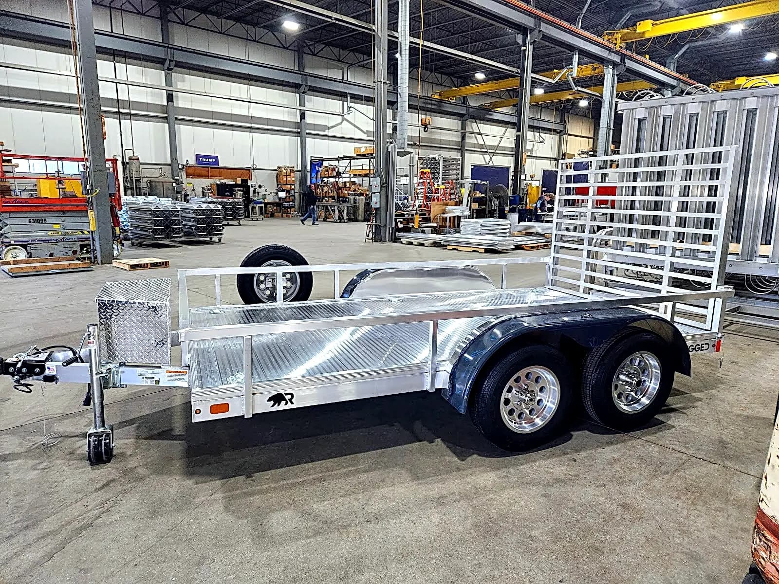 Real Rugged build: 6.5' x 12' Tandem — Perimeter rail, Air flow ramp